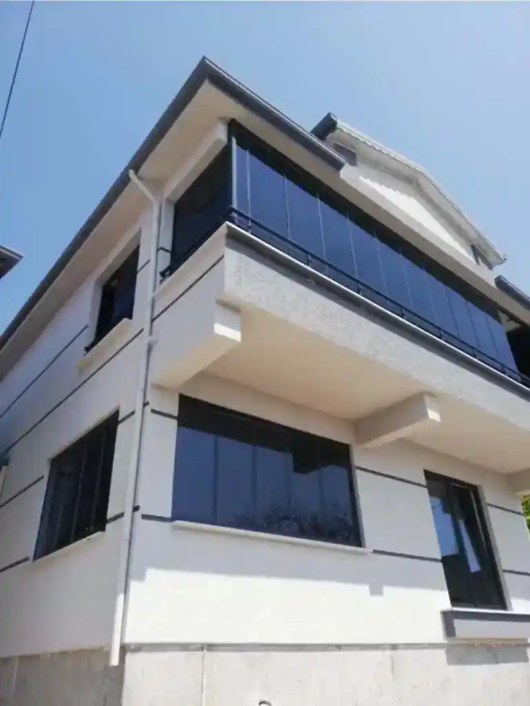 cam balkon 13