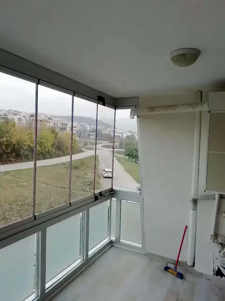 cam balkon 18